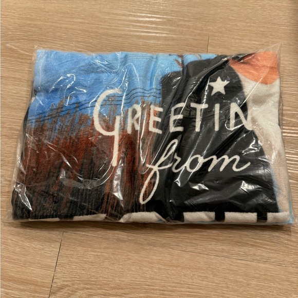 Jonas Brothers Greetings From Your Hometown Tour 2025 VIP Merch BRAND NEW - Picture 4 of 5